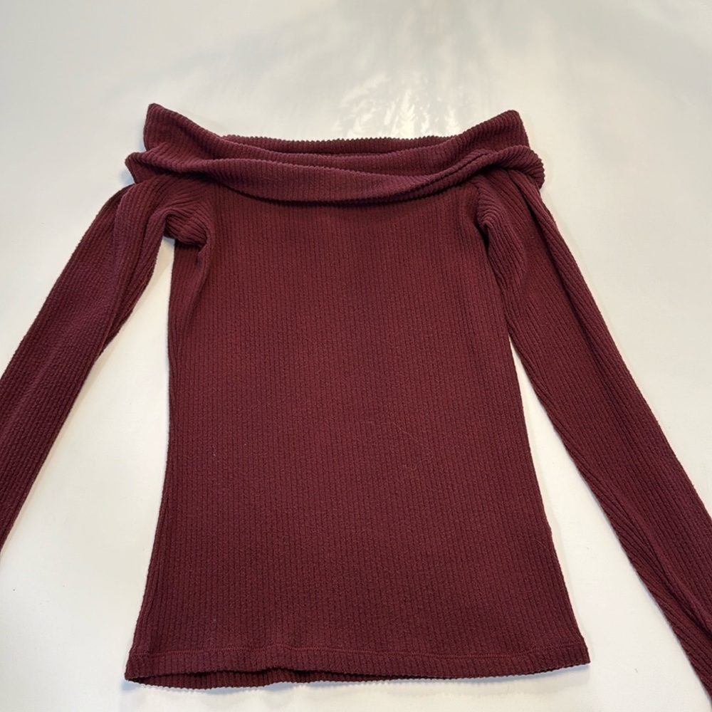 Abercrombie off the shoulder comfy long sleeve